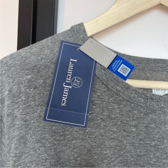 Lauren James You don't even go here short
sleeve t-shirt. Gray. Womens XL - Picture 3 of 9